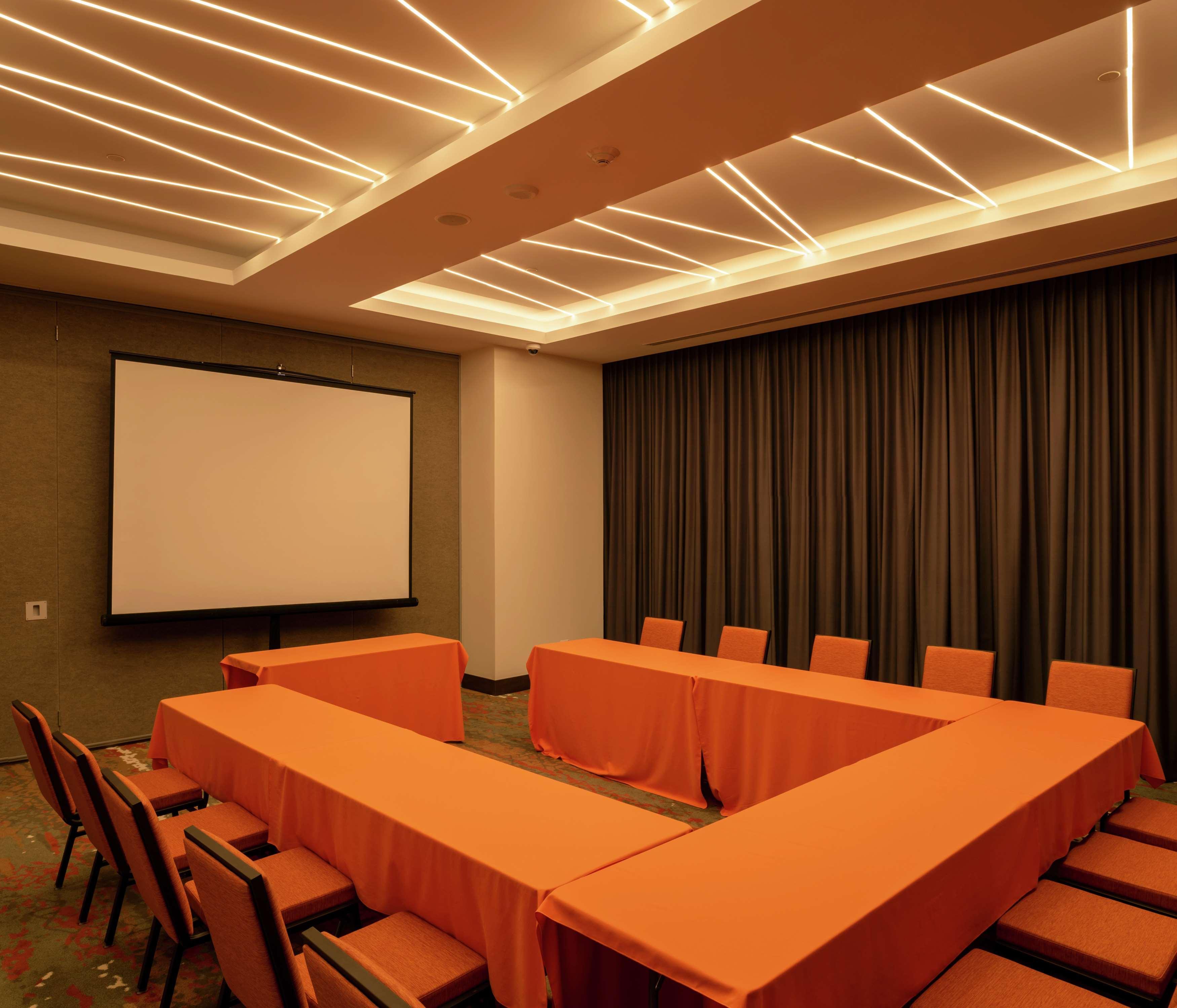 Hilton Garden Inn Chihuahua Zewnętrze zdjęcie